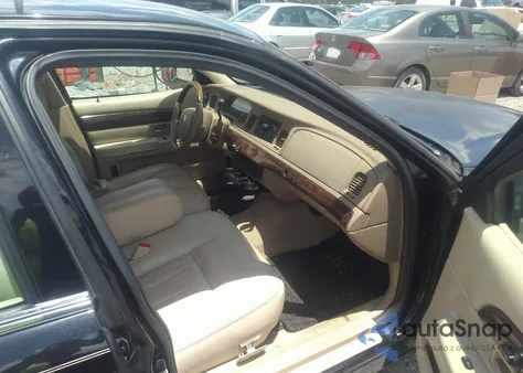 2006 Mercury Grand Marquis Ls z USA, uszkodzony, nr VIN 2MEFM75V66X609131